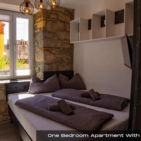 Apartment Volos With Roof Terrace, Sea View, Free Private Parking