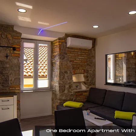Volos With Roof Terrace, Sea View, Free Private Parking *