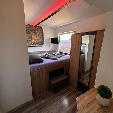 Volos With Roof Terrace, Sea View, Free Private Parking Apartment Opatija