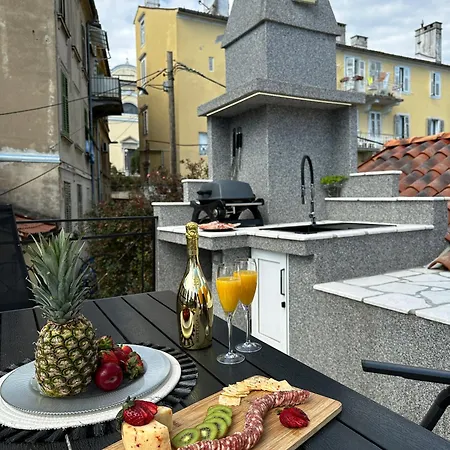 Volos With Roof Terrace, Sea View, Free Private Parking Apartment Opatija