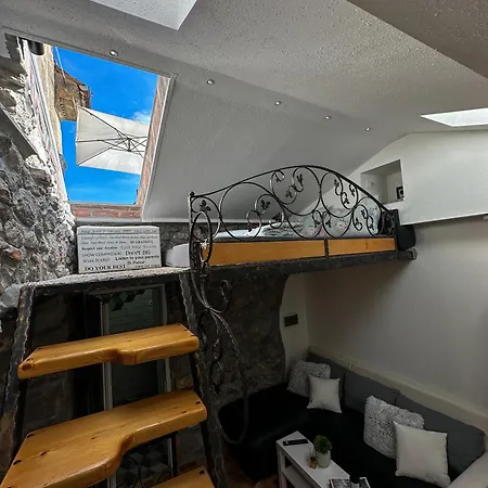 Volos With Roof Terrace, Sea View, Free Private Parking * Opatija