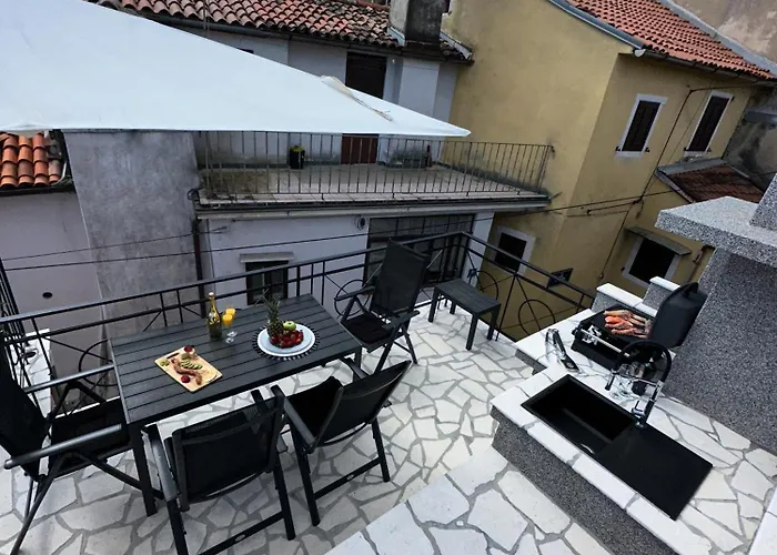 Volos, Roof Terrace, Sea View, Private Parking דירה