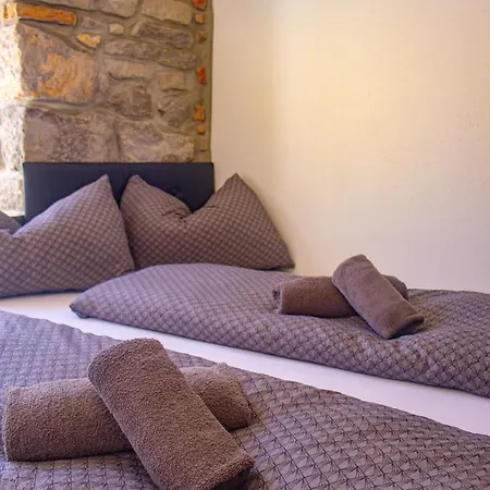 Volos, Roof Terrace, Sea View, Private Parking Apartment