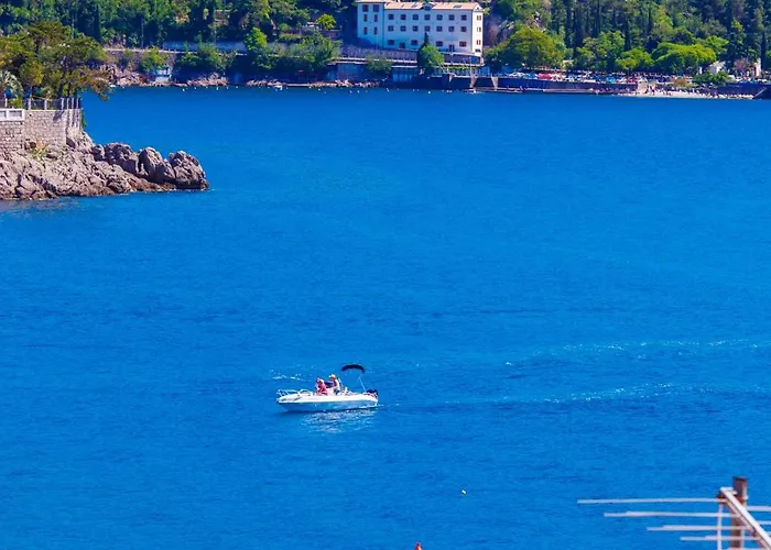 Appartement Volos, Roof Terrace, Sea View, Private Parking