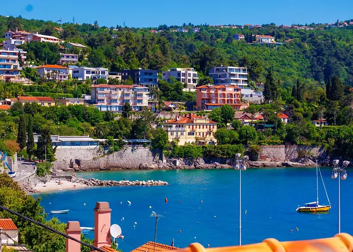 Volos, Roof Terrace, Sea View, Private Parking * Opatija