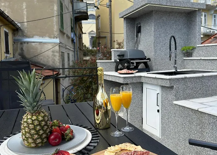 Volos, Roof Terrace, Sea View, Private Parking Apartmán Opatija