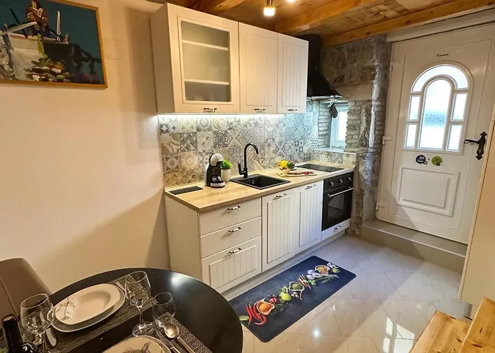 Volos, Roof Terrace, Sea View, Private Parking * Opatija