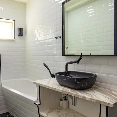 Διαμέρισμα Volos, Roof Terrace, Sea View, Private Parking Οπατία